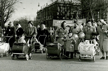 Frauentagsaufmarsch der KPÖ, 1949